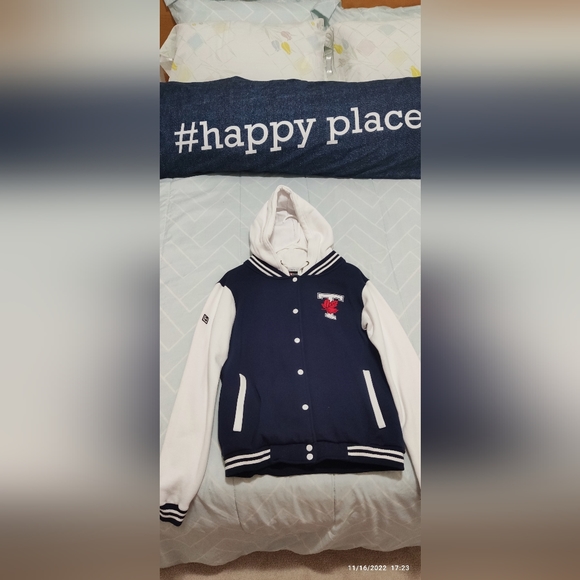 Jacket - Picture 1 of 3